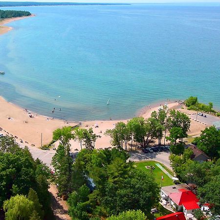Balm Beach Resort And Motel Dış mekan fotoğraf